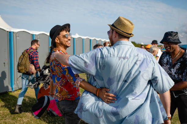 Best Construction site porta potty rental  in Fulton, IL