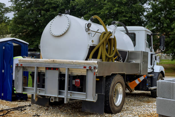 Portable bathroom rental in Fulton, IL